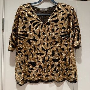 Vintage Gold Sequin Statement Top from the 70s/80s – Perfect Condition ✨